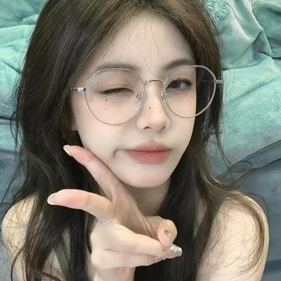 金发奇女